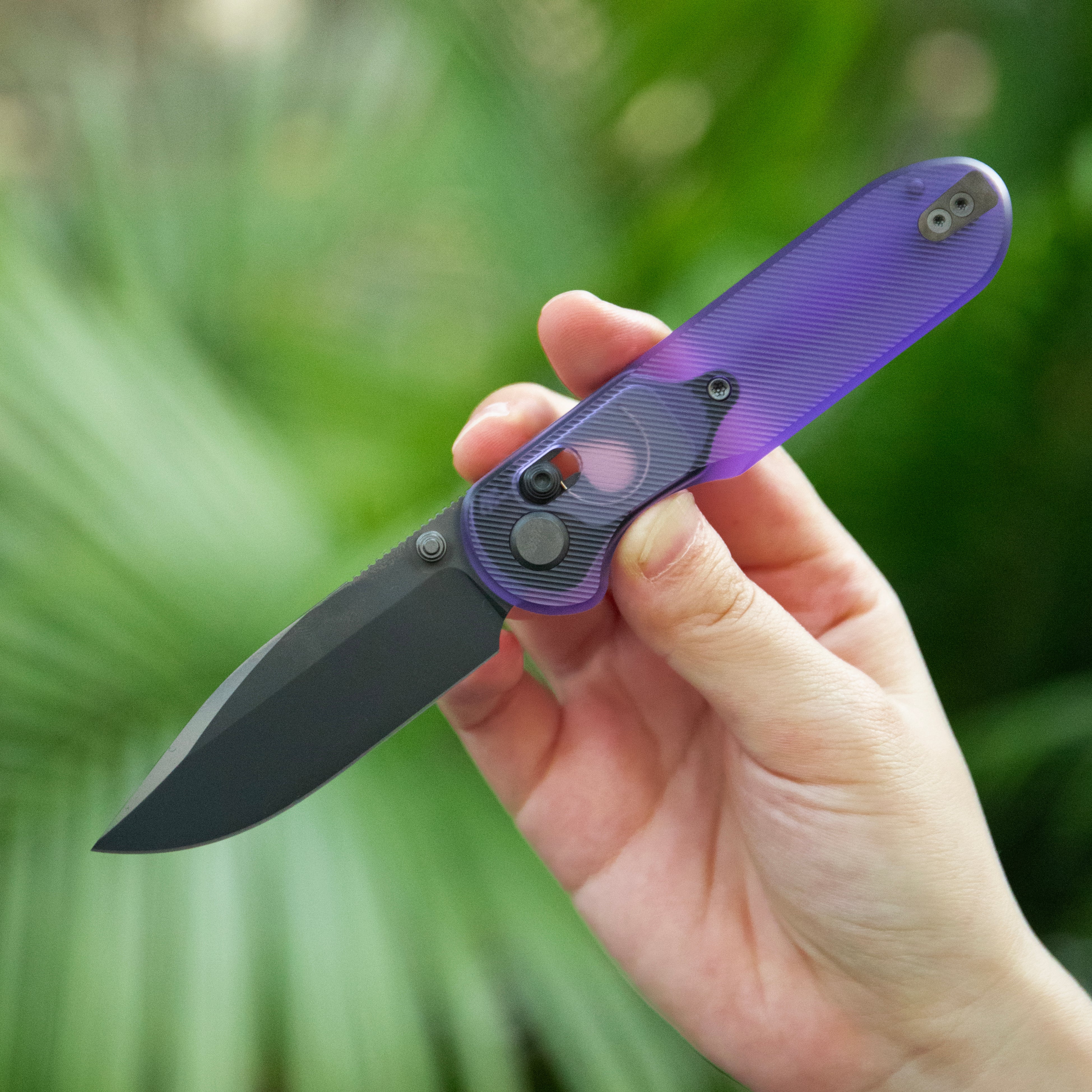 Blade HQ Exclusives SKU : GEO Knife Ethereal Cutter Crossbar lock Folding Knife Purple Acrylic Handle 3.0" Black DLC CPM S90V Blade GEO2402X