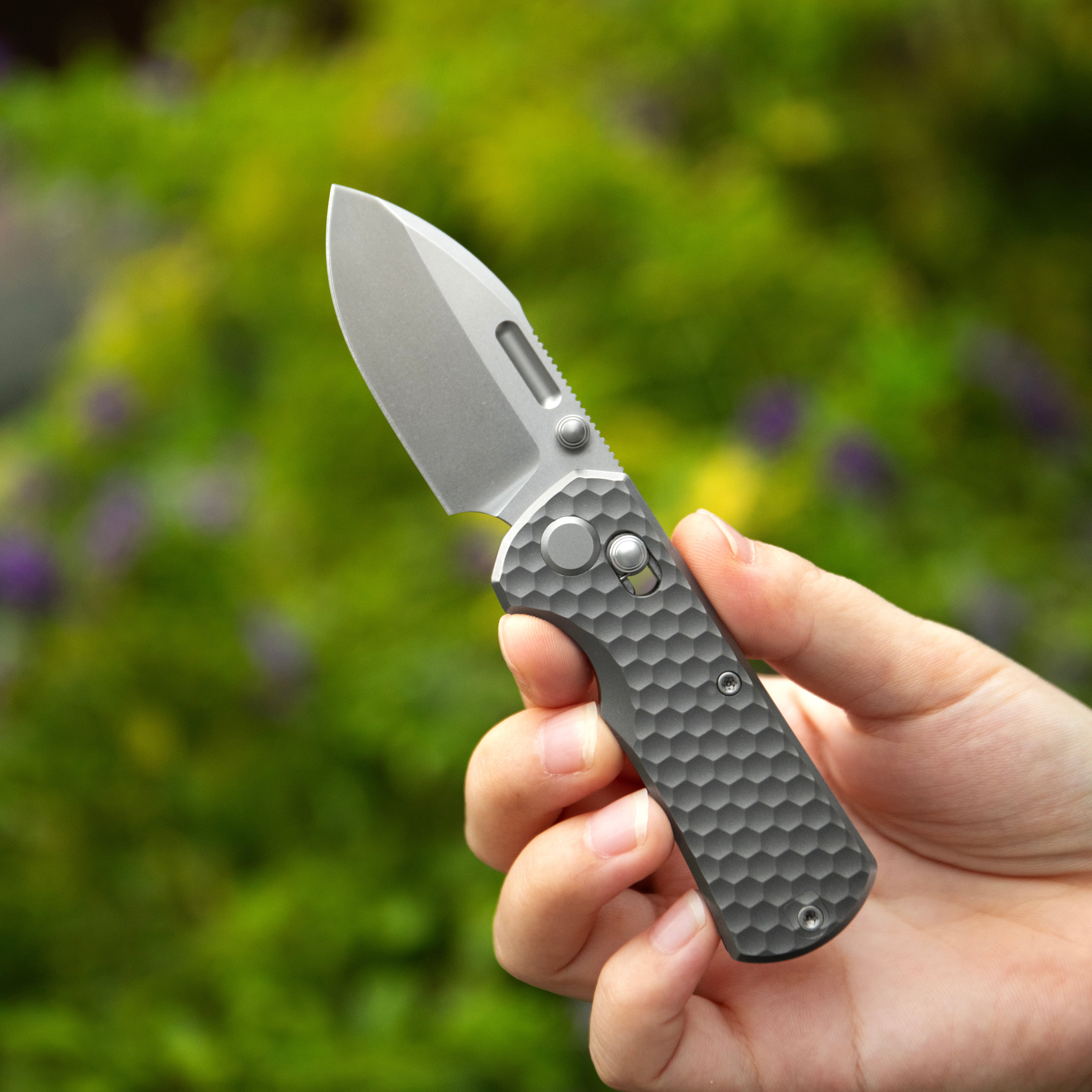 GEO Knife Belluf Crossbar lock Folding Knife Gray 6AL4V Titanium Handle 2.4" Stonewash Bohler M390 Blade GEO2508H